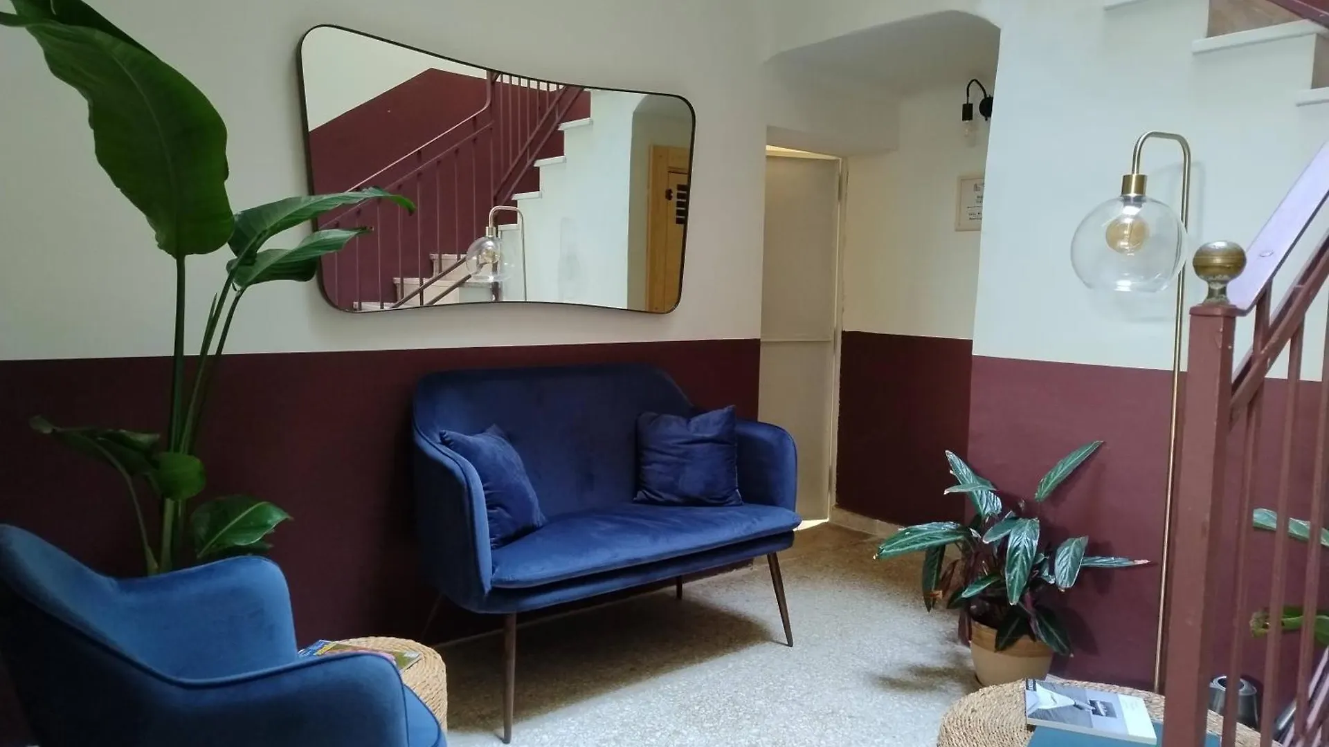 Lostabile Guesthouse & Coworking Bari